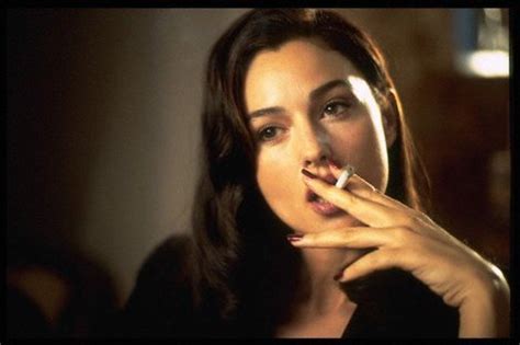 Monica Bellucci: Ehemann, Vermögen, Größe, Tattoo, Herkunft .